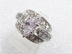 クリスタル　指輪(8.5号)